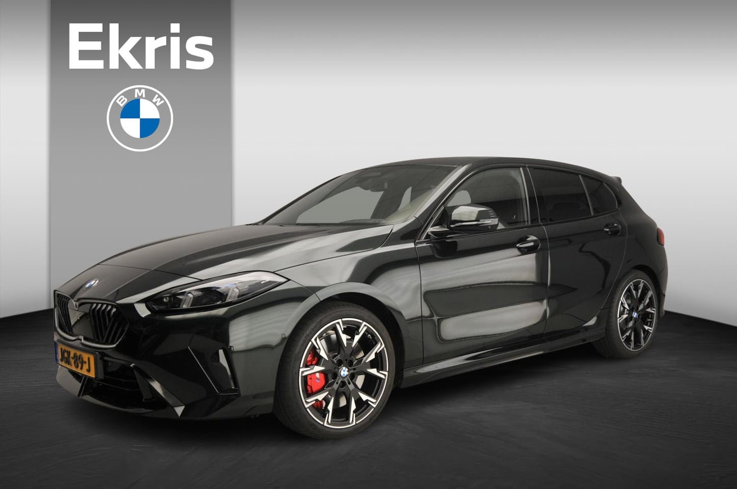 BMW 1-serie - 5-deurs 120 | M-Sportpakket | LED | Leder | HUD | Active cruise | Schuifdak | Elektr. zete - AutoWereld.nl