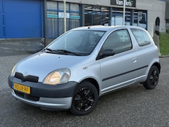 Toyota Yaris - 1.0-16V VVT-i Lage KM NL Auto 2 sleutels Zuinig