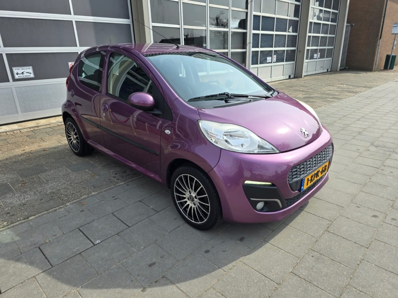 Peugeot 107 - 1.0 Première 1.0 Première - AutoWereld.nl