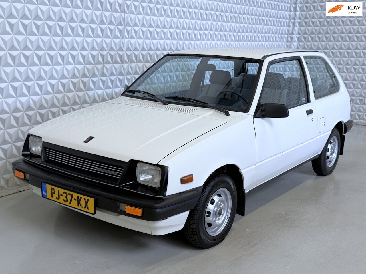 Suzuki Swift - 1.0 GL AUTOMAAT *UNIEK!* 72.000km (1986) - AutoWereld.nl