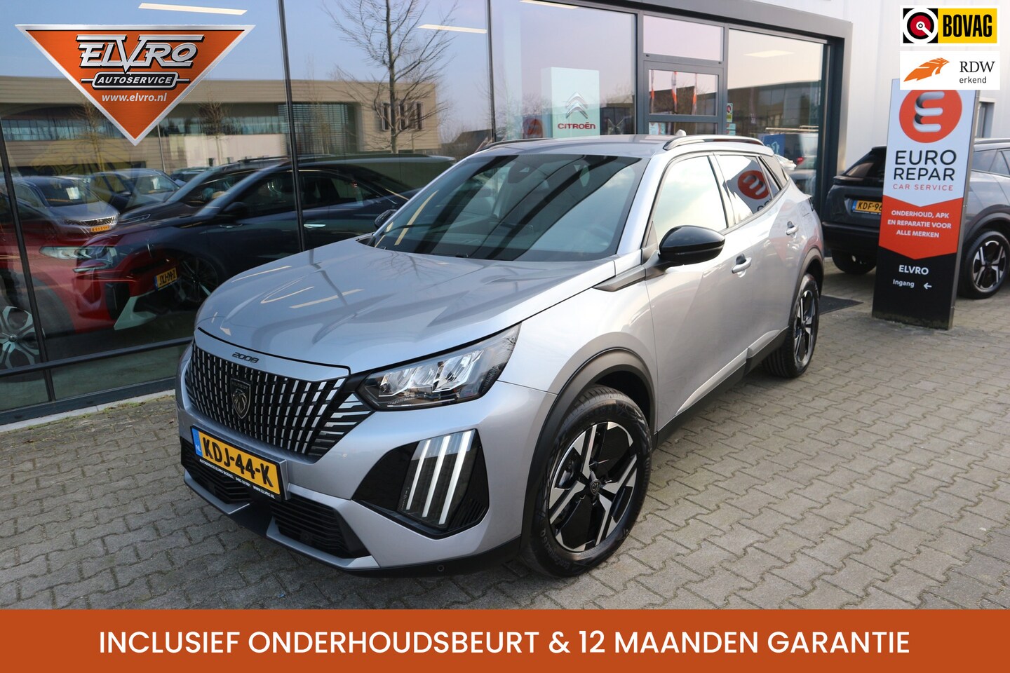 Peugeot 2008 - 1.2 Hybrid 136 Allure CLIMA CRUISE PDC V+A CARPLAY RIJKLAARPRIJS!! - AutoWereld.nl