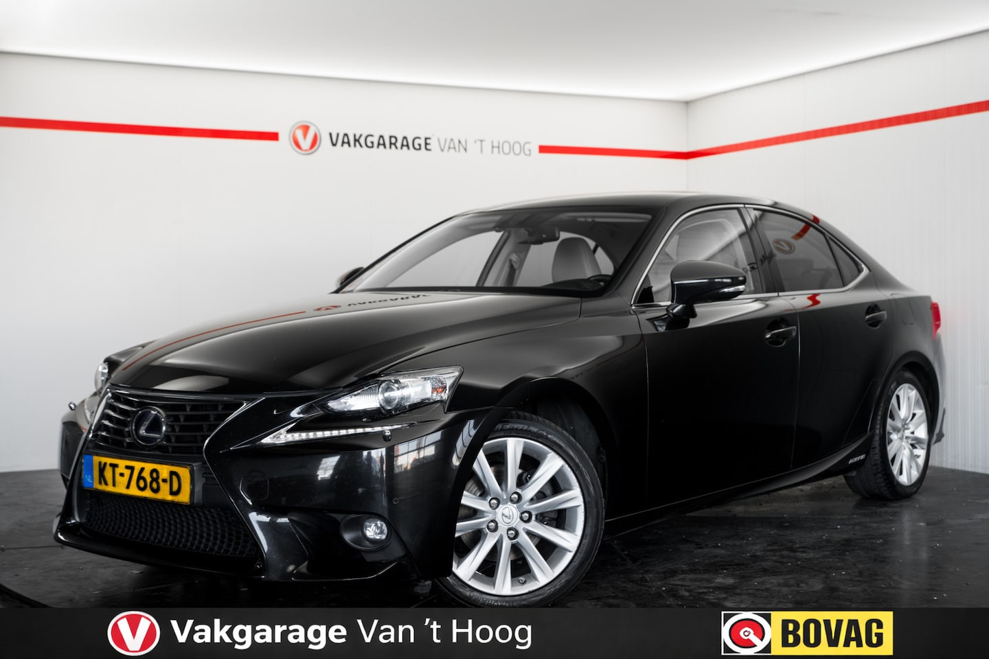 Lexus IS - 300h Business Line Pro 300h Business Line Pro - AutoWereld.nl