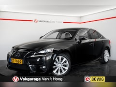 Lexus IS - 300h Business Line Pro