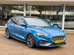 Ford Focus Wagon - 2.3 EcoBoost ST-3|Pano|B&O|Dealer onderhouden|Nieuwstaat