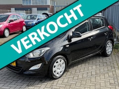 Hyundai i20 - 1.2i i-Drive 5 deurs Airco l MTF-STUUR l PDC l Elek pakket TOPSTAAT l DEALER OH