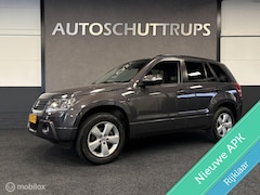 Suzuki Grand Vitara - 2.4 4WD Exclusive DEALER O.H. / CLIMA / CRUISE / TR.HAAK / STOELVERW. /