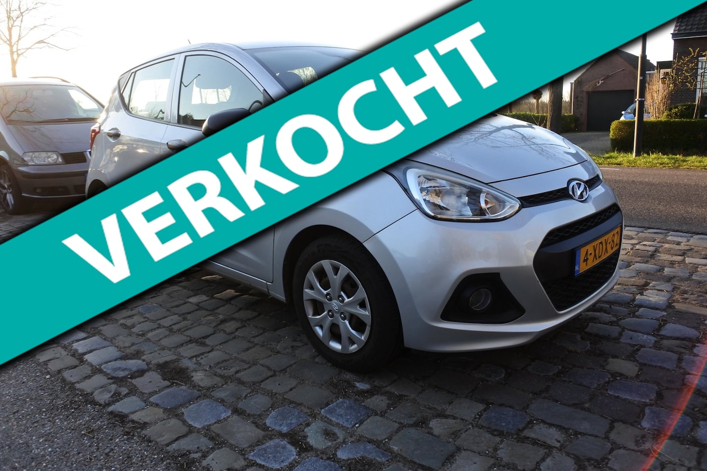 Hyundai i10 - 1.0i i-Motion 5 drs airco 183 dkm apk tot 17-7-2026 - AutoWereld.nl