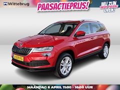 Skoda Karoq - 1.5 TSI 150pk DSG ACT Business Edition Plus / Zwenkbare trekhaak / Navigatie / Camera / 17