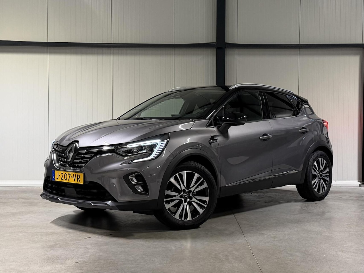 Renault Captur - 1.3 TCe 155PK Initiale Paris Trekhaak Bose - AutoWereld.nl