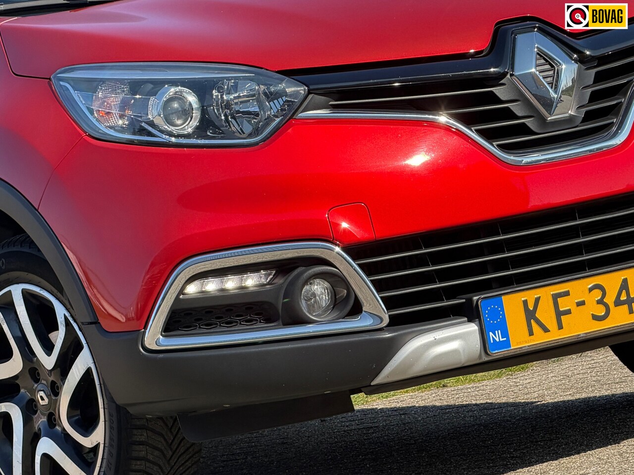 Renault Captur - 0.9 TCe Xmod - Rouge Flamme/Noir Etoile - Topstaat - AutoWereld.nl