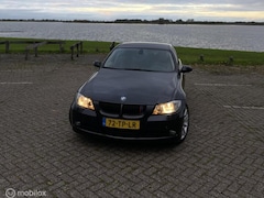 BMW 3-serie - 318i