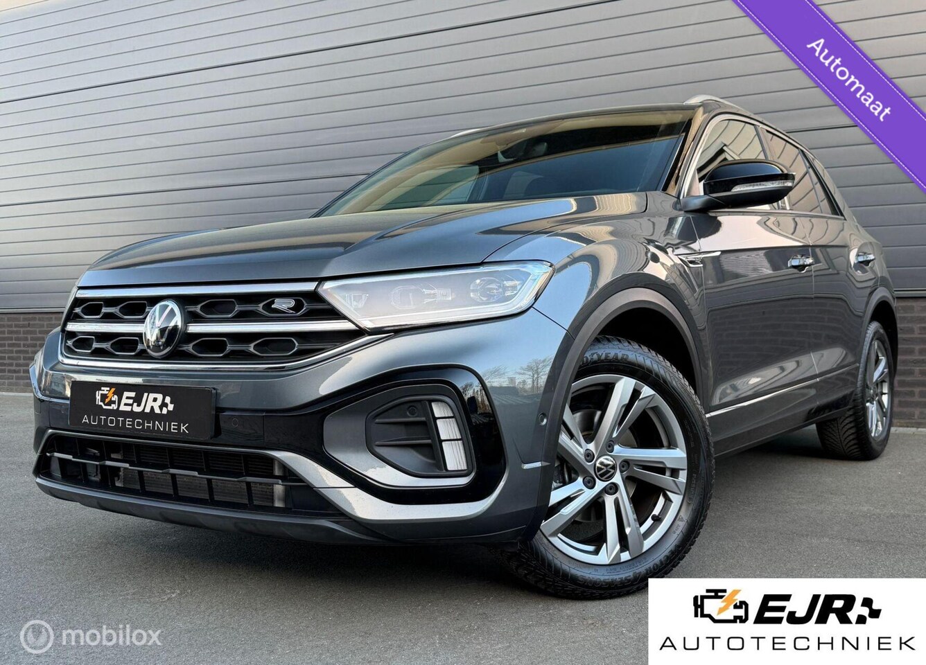 Volkswagen T-Roc - 1.5 TSI DSG R-Line ADABCR*HAAK*CAMERA*CARPLAY - AutoWereld.nl