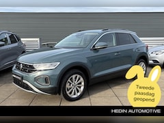 Volkswagen T-Roc - 1.5 TSI Life Edition | automaat | Facelift | Keyless | ACC