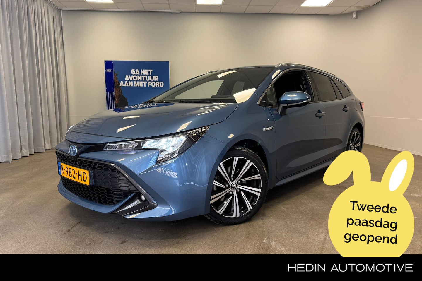 Toyota Corolla Touring Sports - 2.0 Hybrid Business Plus | Stoelverwarming | Car Play | Adaptive Cruise | Navi | Android A - AutoWereld.nl