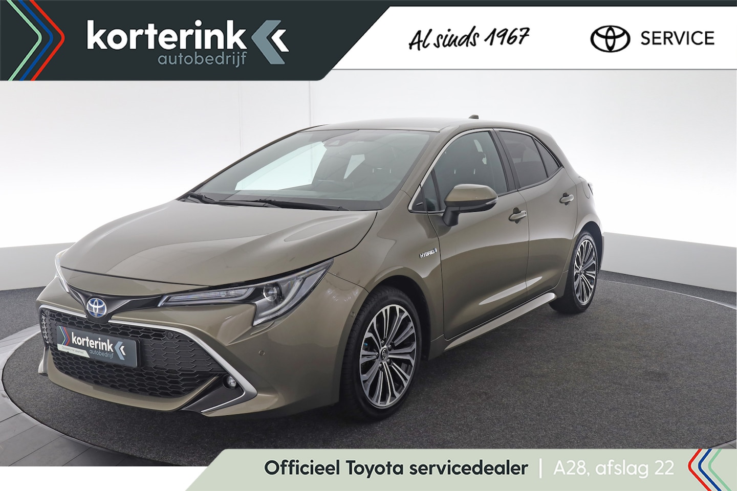 Toyota Corolla - 1.8 Hybrid Style | Trekhaak | Stoel/Stuur/Voorruit verwarming - AutoWereld.nl