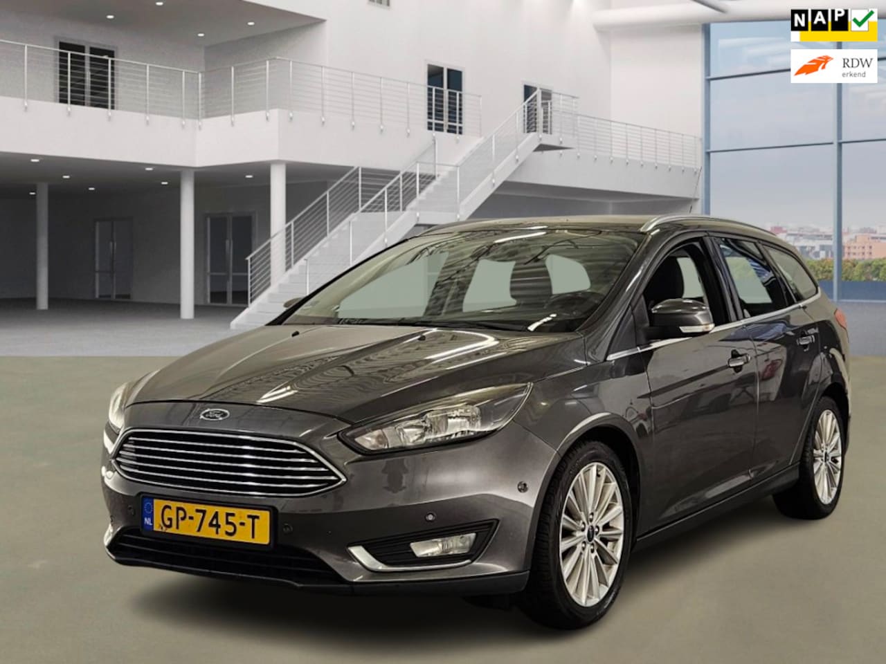 Ford Focus Wagon - 1.0 Titanium Edition|btw auto - AutoWereld.nl