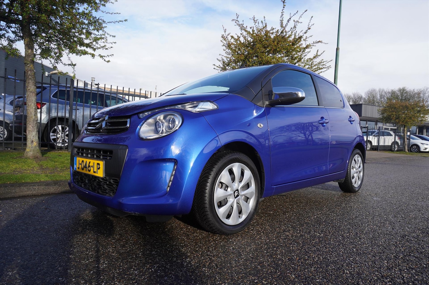 Citroën C1 - 1.0 VTi 72PK S&S 5D Feel AIRCO Navigatie Parkeer Camera - AutoWereld.nl