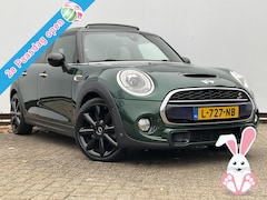 MINI Cooper S - 2.0 Chili Serious Business Pano Harman/Kardon HUD Adapt.Cruise
