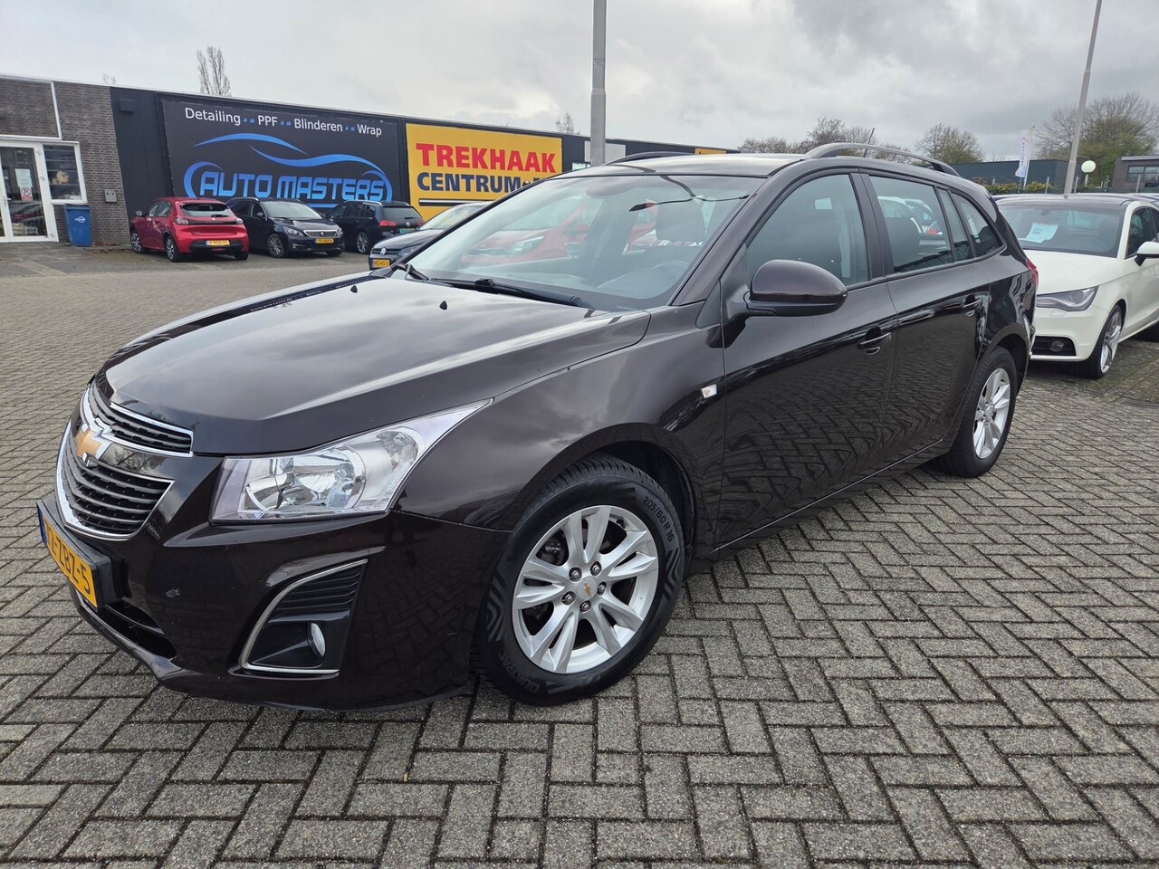 Chevrolet Cruze Station Wagon - 1.4T LTZ/CAMRA/NAVI/CRUIS CONTROL/TRAKHAAK - AutoWereld.nl