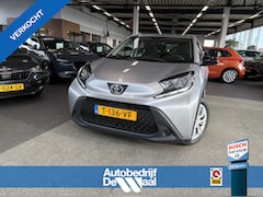 Toyota Aygo X - 1.0 VVT-i MT Play 5-drs. CAMERA/CARPLAY/DAB/ADAPT.CRUISE/ALLSEASONS