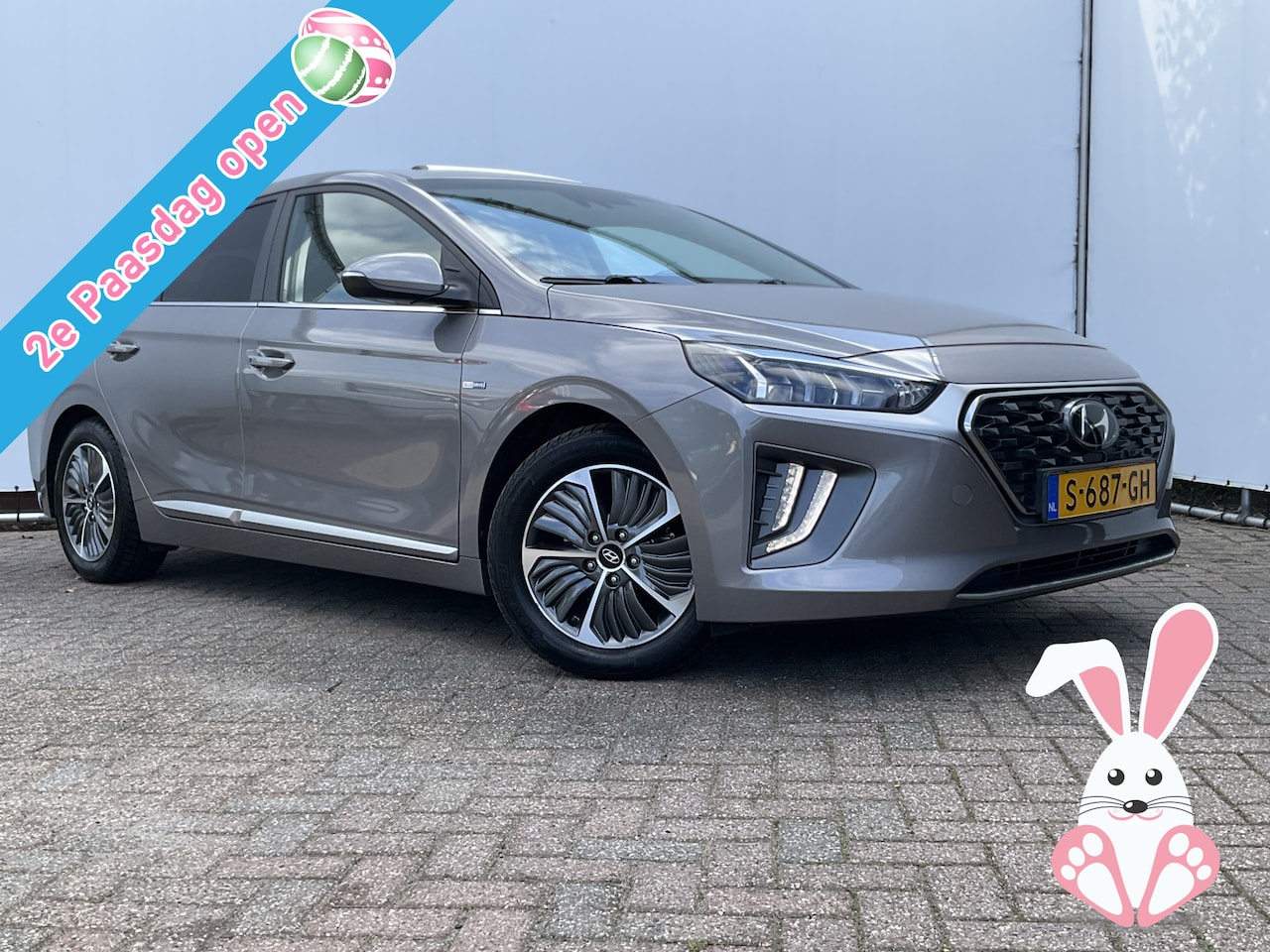 Hyundai IONIQ - 1.6 GDi PHEV Premium Stoel/Stuurverw OpenSky Incl.BTW Plug-in Voll.Onderhouden! - AutoWereld.nl