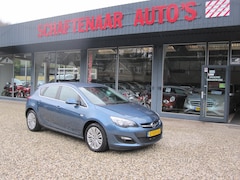 Opel Astra - 1.4 Turbo Blitz met trekhaak