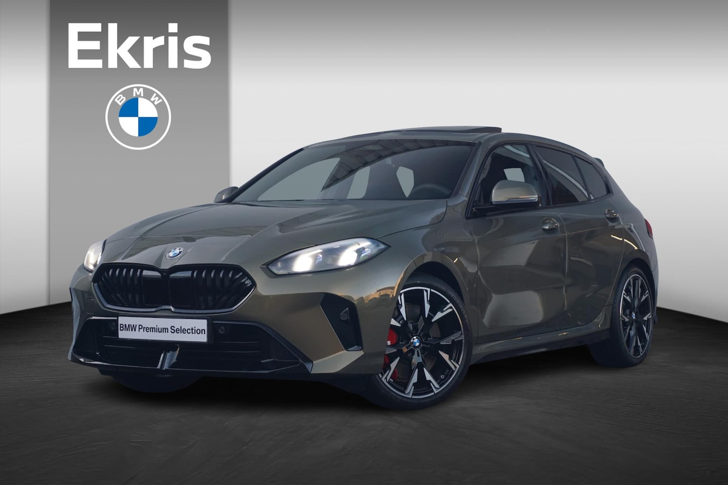 BMW 1-serie - 123 xDrive M Sportpakket Pro 19'' |  Panoramadak | Elektrisch verstelbare stoelen | Harman - AutoWereld.nl