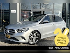 Mercedes-Benz B-klasse - 180 Launch Edition Automaat | Airco | Camera | Navigatie