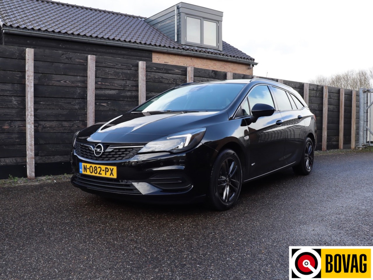 Opel Astra Sports Tourer - 1.2 Design & Tech NL-auto, dealer onderhoud - AutoWereld.nl