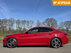 Alfa Romeo Giulia - 2.2jtdm, 87dkm, 240pk, 19 inch, flippers
