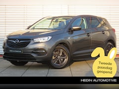 Opel Grandland X - 1.2T 120 Jaar Edition | Automaat | Dealeronderhouden | Distributieriem Vervangen