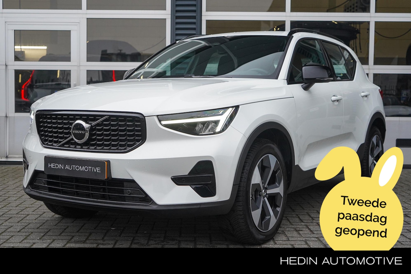 Volvo XC40 - B4 Plus Dark | Adaptieve Cruise + Pilot Assist | Stoel & Stuurverwarming | Elek. Stoelen + - AutoWereld.nl