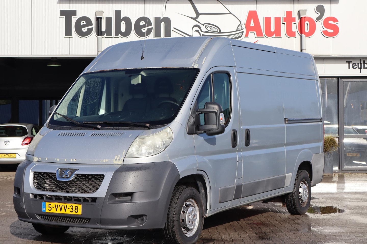 Peugeot Boxer - 330 2.2 HDI L2H2 Profit+ Versnellingsbak maakt lawaai, Airco, Elektrische ramen, Camera, V - AutoWereld.nl