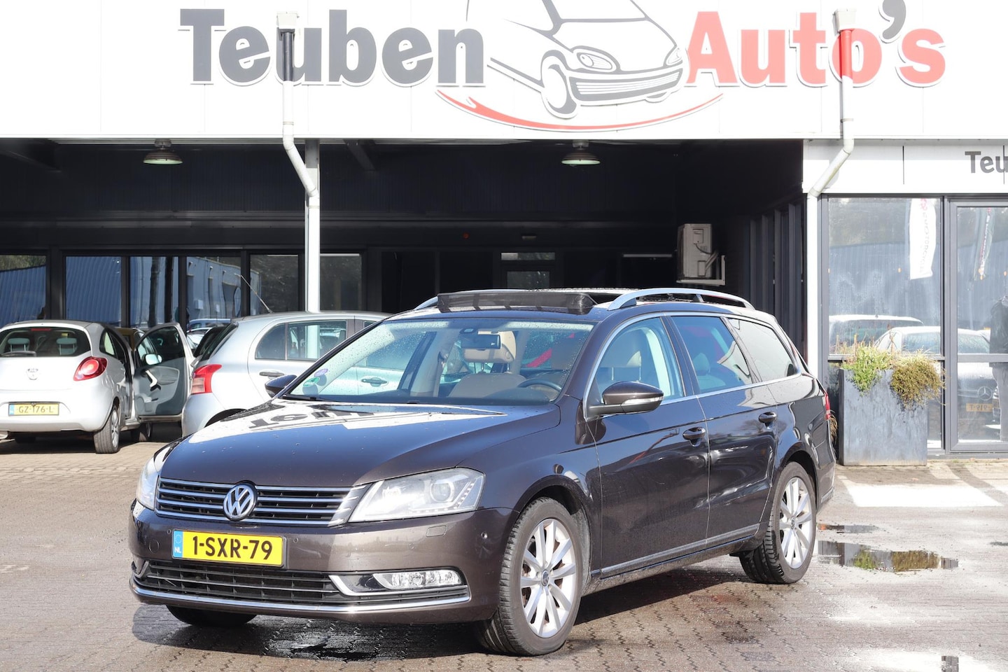 Volkswagen Passat Variant - 1.4 TSI Highline Executive Edition Navigatie, Panoramadak, Schuif- kanteldak, Stoelverwarm - AutoWereld.nl