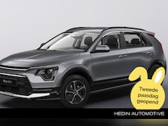 Kia Niro - 1.6 GDi Hybrid DynamicLine Airco | Navigatie | Camera | LM velgen | Dakrails | Adaptieve c