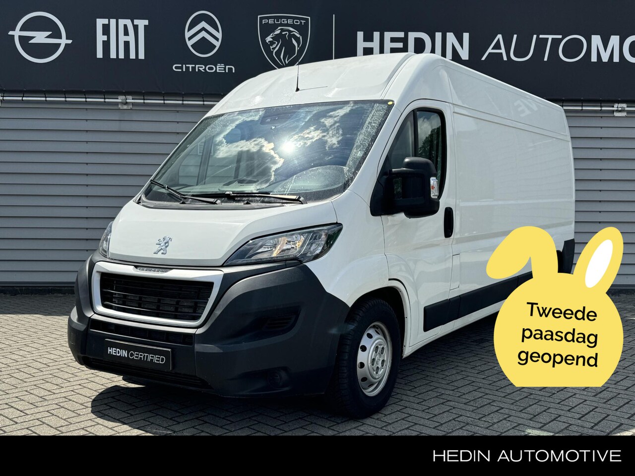 Peugeot Boxer - 435 L3H2 Zwaar Premium-70KWh 3-Pers. | Navigatie | Camera | Standkachel | Climate control - AutoWereld.nl