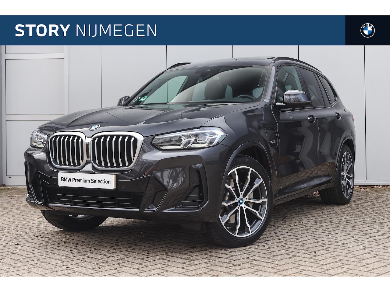 BMW X3 - xDrive30e High Executive M Sport Automaat / Trekhaak / Panoramadak / Sportstoelen / Comfor - AutoWereld.nl