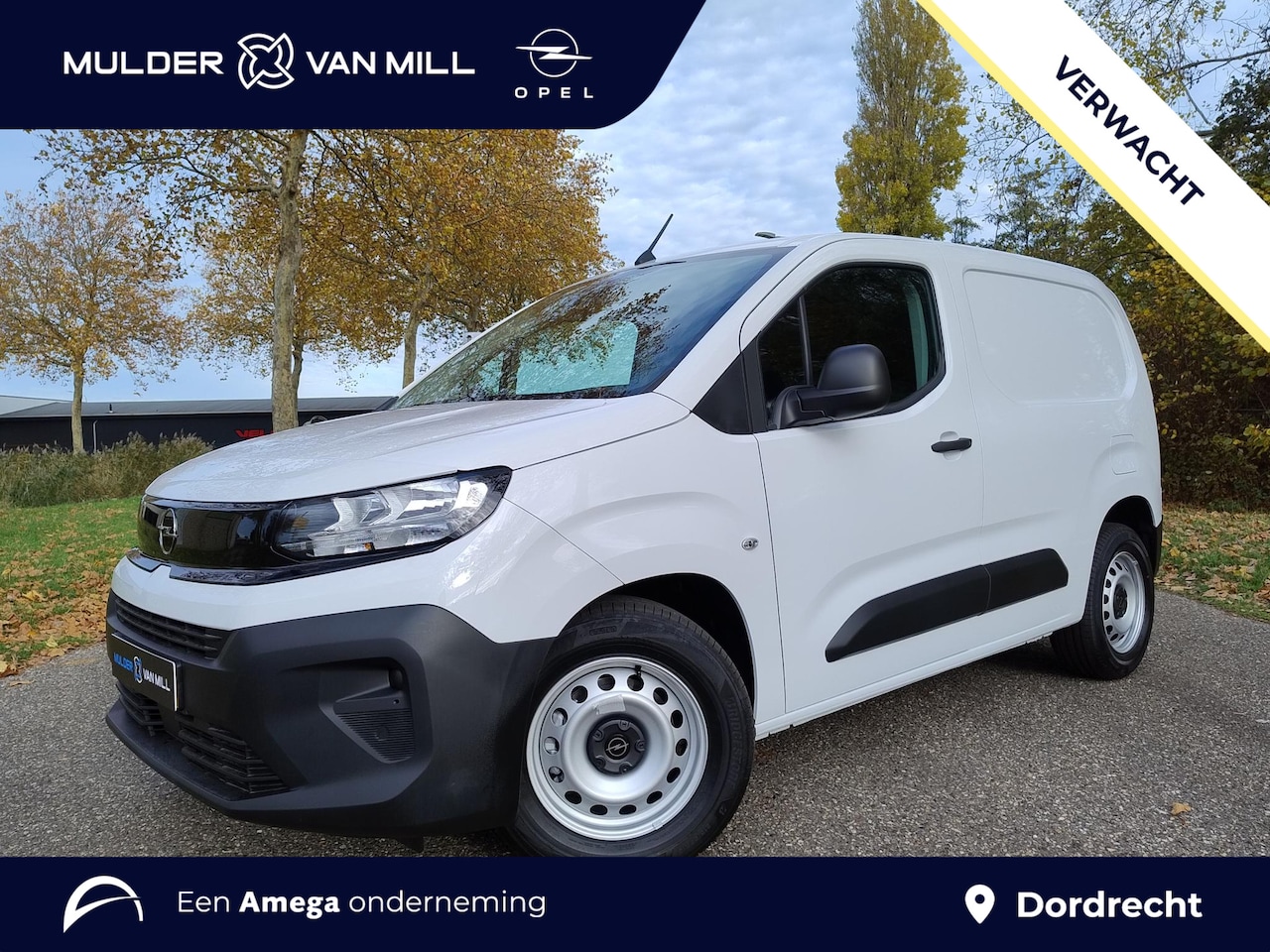 Opel Combo Electric - L1 50 kWh 136pk | 8 jaar garantie | 0% financial lease | Houten afwerking laadruimte | Mul - AutoWereld.nl