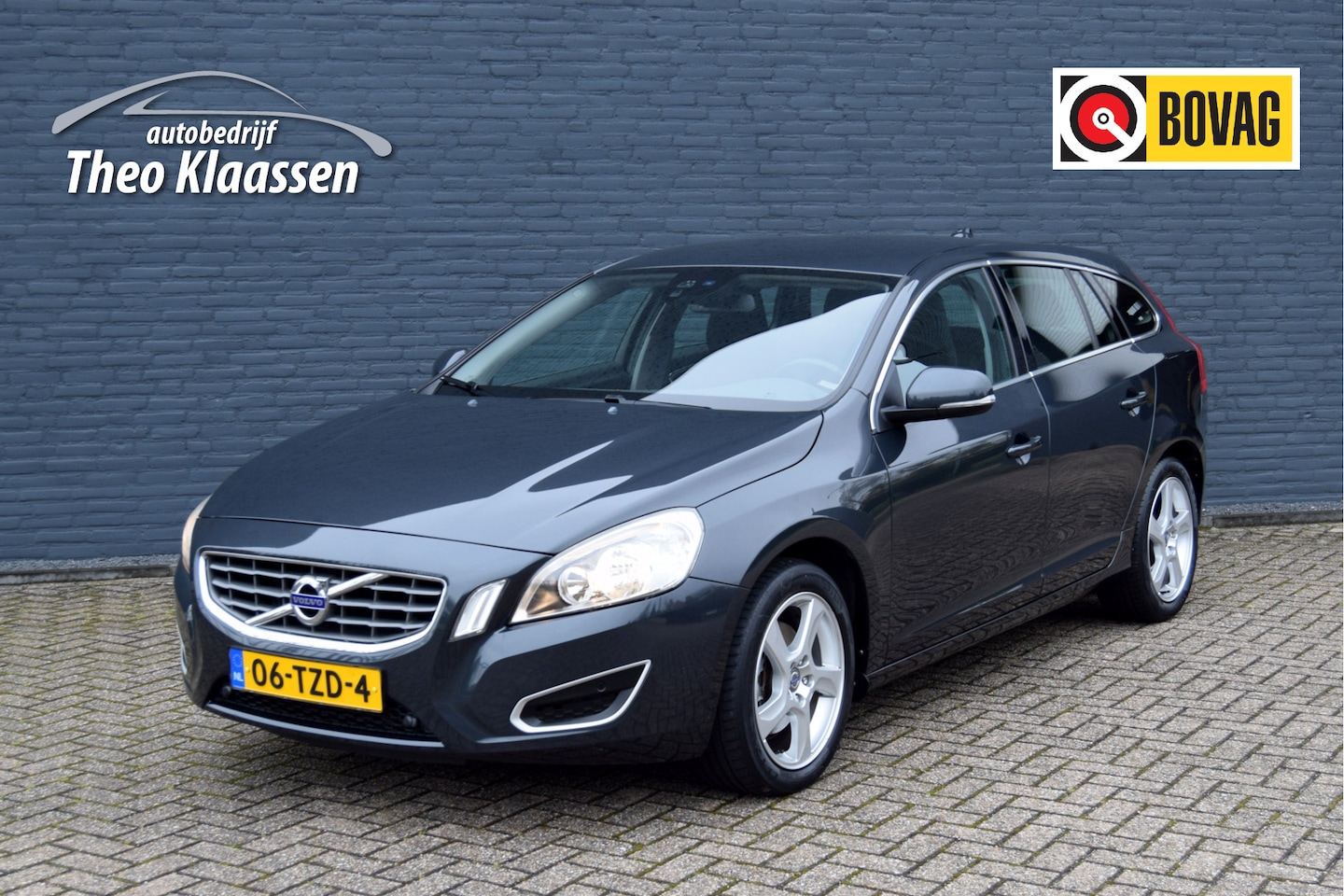 Volvo V60 - 1.6 T4 Momentum 1.6 T4 Momentum - AutoWereld.nl