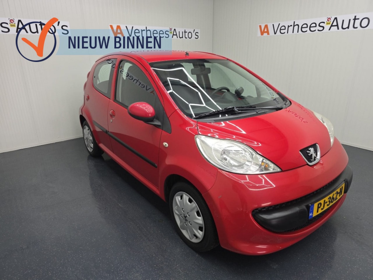Peugeot 107 - 1.0-12V XS 1.0-12V XS - AutoWereld.nl