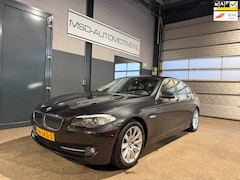 BMW 5-serie - 523i High Executive Leer Stoelverwarming Head Up NAP