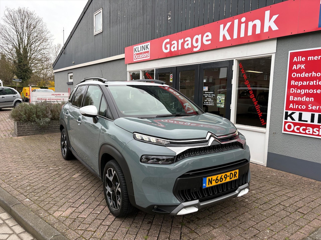 Citroën C3 Aircross - 1.2 PureTech 130pk S&amp;S EAT6 Shine - AutoWereld.nl