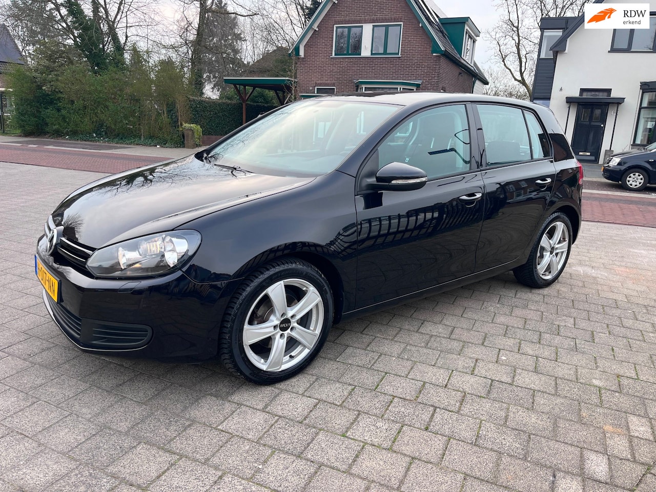 Volkswagen Golf - 1.2 TSI Highline ECC Isofix LM 5 Drs NW APK - AutoWereld.nl