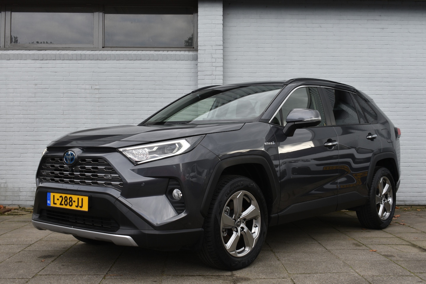 Toyota RAV4 - 2.5 Hybrid Executive Automaat 218pk | Lederen bekleding | Alarm Klasse 3 | BSM | Navigatie - AutoWereld.nl