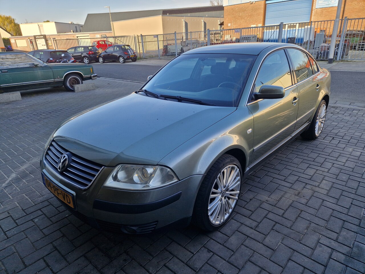 Volkswagen Passat - 1.8 Turbo Arctic 1.8 Turbo Arctic - AutoWereld.nl
