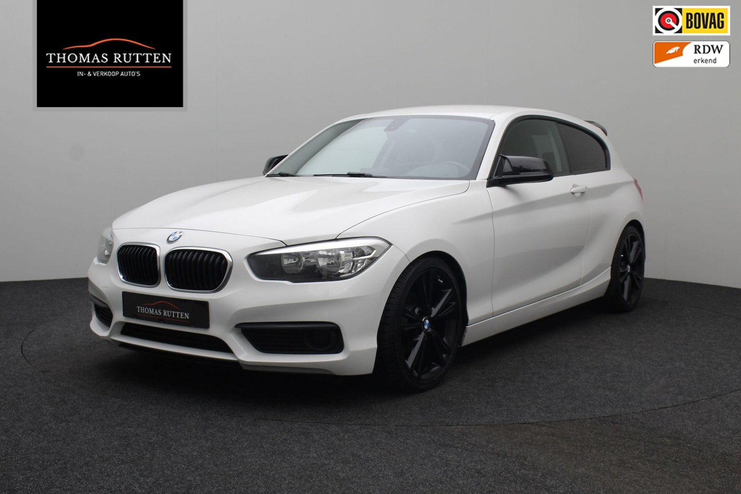 BMW 1-serie - 118i 2016 | Climate control | Navigatie | Bluetooth | Lichtmetaal | PDC | Regen + Lichtsen - AutoWereld.nl