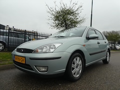Ford Focus - 1.6 I 5D Ghia Clima Leder 110.573 KM Mooi en Goed