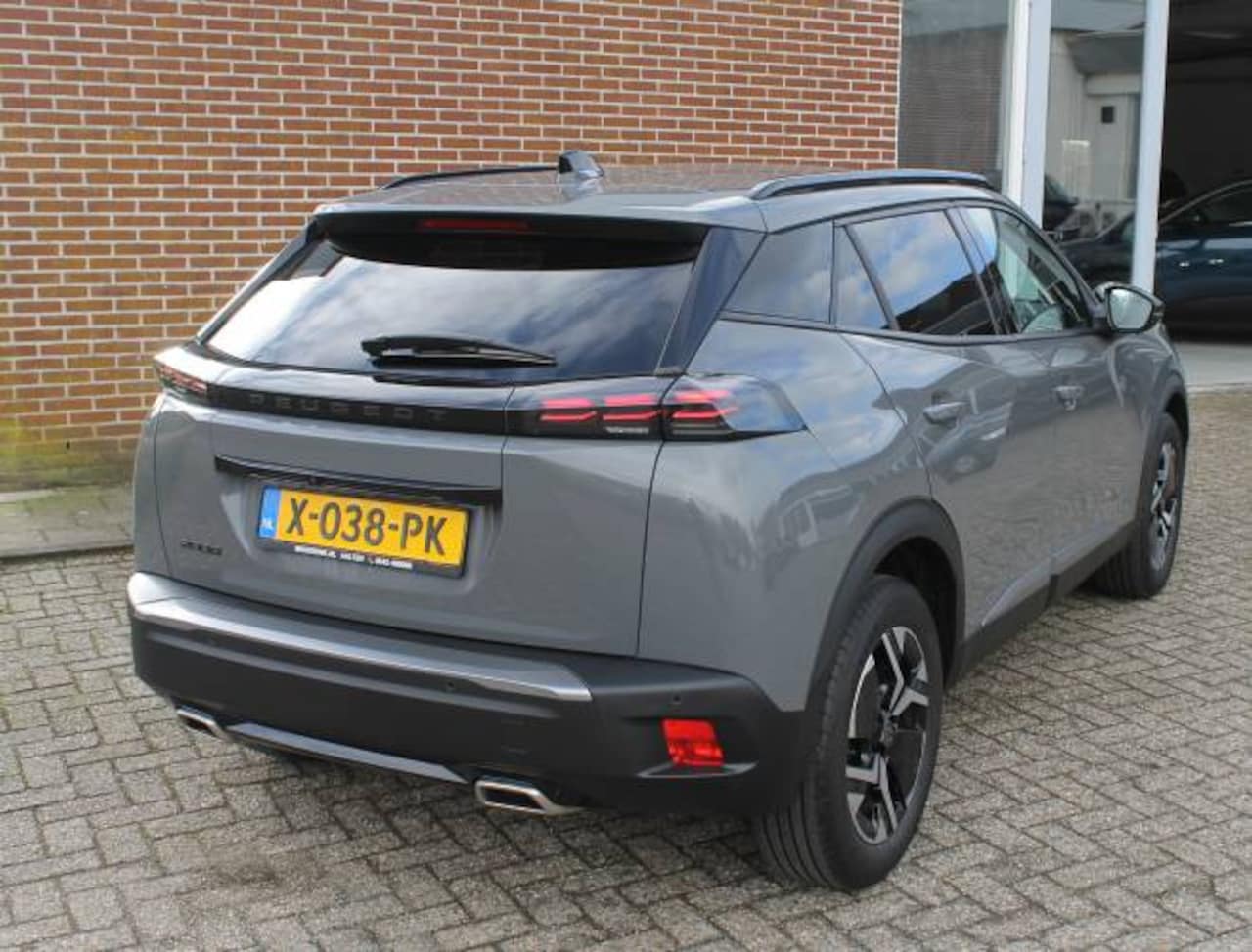 Peugeot 2008 - 1.2 PureTech Allure 1.2 Puretech 130pk Allure