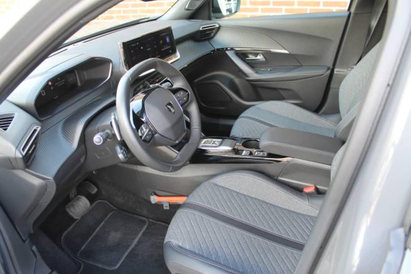 Peugeot 2008 - 1.2 PureTech Allure 1.2 Puretech 130pk Allure