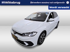 Volkswagen Polo - 1.0 TSI Life Business / Digitaal dashboard / Navigatie / App connect / Camera / Parkeersen
